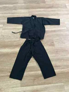 Century Kids Karate Uniform Set Size 00 Black Kimono Martial Art Taekwondo - Picture 1 of 6