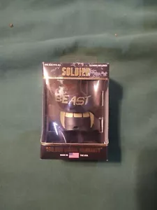 Protector bucal deportivo para bestias y colmillos de soldado - Imagen 1 de 4