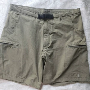 P26 Alpine Design Freizeitshorts Herren grün - Bild 1 von 7
