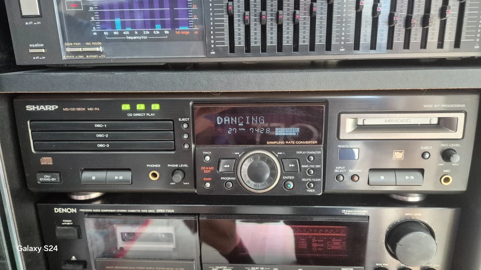 sharp md-r3 MD-Deck + 3 CD-Player Minidisc Player - Bild 1 von 3