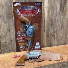 Vtg Maverick Pistol & Holster Cast in 1950s Mold Toy Cap Gun