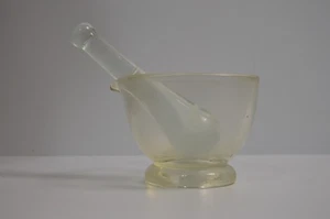 Mortaio e pestello vintage anni 40 farmacia farmacia vetro pesante 16 oz - Foto 1 di 19