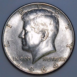 1964-D Kennedy medio dólar triple matriz anverso AU k196 - Imagen 1 de 2