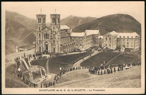 Sanctuaire N-D de La SALETTE 38 Procession CPA écrite Mr Mme Mlle BERGON 1920-30 - Picture 1 of 2