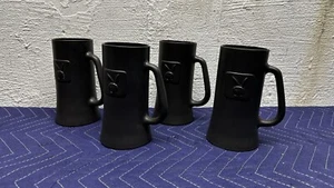 Tazza nera vetro vintage anni 70 *PLAYBOY BUNNY FROSTED BEER STEIN SET* - Foto 1 di 5