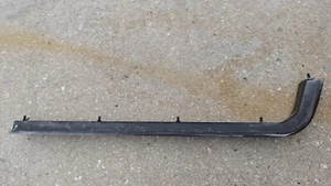 2017-2025 CHRYSLER PACIFICA REAR LEFT SLIDING DOOR CENTER ROLLER TRACK RAIL OEM - Picture 1 of 2