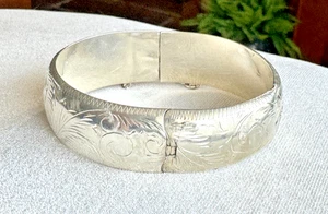 Vintage Sterling Silver 925 Thailand Bangle Bracelet Etched 24 grams DENTED - Picture 1 of 13