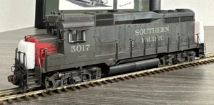 Challenger Imports, Ltd. HO Brass #2164.1 GP-30 Phase II Southern Pacific #5017 - Picture 1 of 15