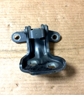 2006-2011 Cadillac DTS Front Upper Hinge RH, 009N6A Foto 1 de 4