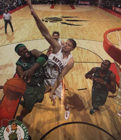 PAUL PIERCE NBA Poster Boston Celtics Basketball 20.5" x 16.5" Spain READ Cover