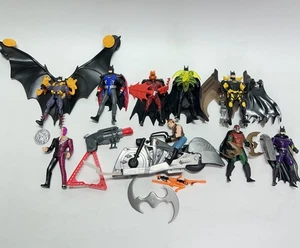 VTG 90s Kenner Batman Forever Lot of 9 Figures Accessories Robin Two-Face AS-IS - Picture 1 of 17