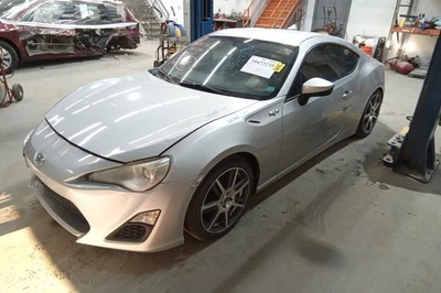 Scion FR-S 2013 transmisión manual OEM 111 k millas - LKQ393415170 Foto 1 de 4