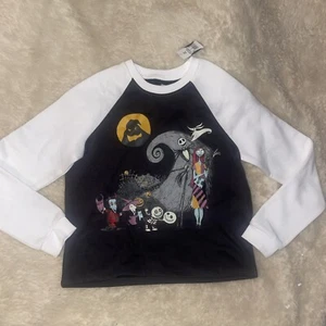 The NIghtmare Before Christmas GlowinDark Girls XXL 16-18 NWT Sweatshirt - Picture 1 of 6