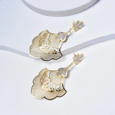 Pendientes colgantes rellenos de oro amarillo para mujer con esmalte plateado, joyería de moda Foto 1 de 4