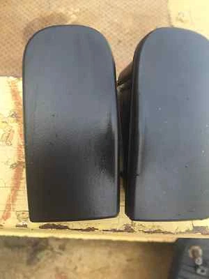 2001 Jaguar S-Type пара задних пепельниц - Изображение 1 из 2