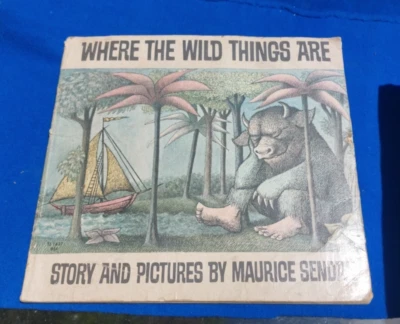 “Where the Wild Things Are",  SENDAK Early Edition, 1963 paperback Foto 1 de 4