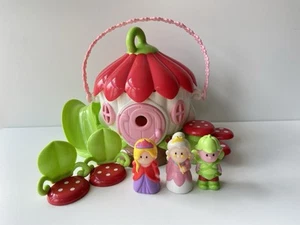 ELC Happyland Fairy Flower House With 3 Figures & Accessories - Picture 1 of 15