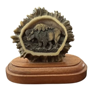 #8005 Plains Bison Skulptur Mill Creek Studios Faux Antler Lance Domonoske - Bild 1 von 8