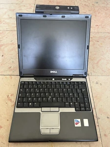 Vintage - Ordinateur portable DELL latitude D410 avec docking station - Photo 1/8