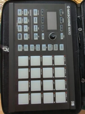Native Instruments Maschine Mikro Mk2 (incl Transporttasche ohne Kabel/Software) - Bild 1 von 4