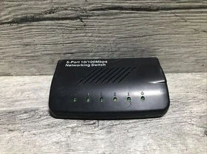 5-Ports 10/100Mbps Networking switch L44 - Picture 1 of 2