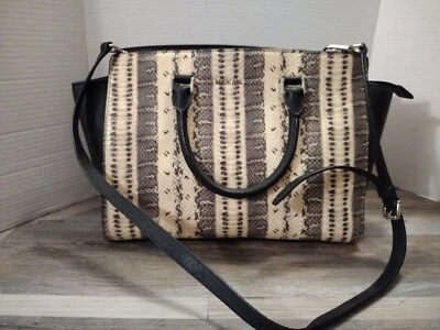 BOLSO MENSAJERO MICHAEL KORS SELMA MEDIANO - SERPIENTE/NEGRO ¡EXCELENTE ESTADO! Foto 1 de 4