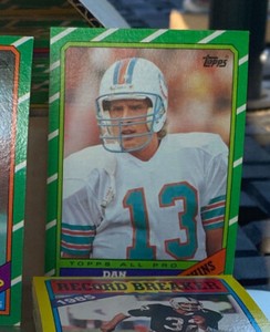 1986 Topps Football Cards - Complete Your Set - U You Pick from list 1-199 / RC