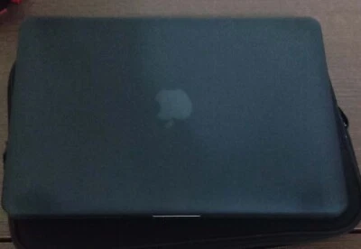 MacBook Pro 13,3" 500GB HDD, Intel Core 2 Duo, 2,53GHz, 4 GB RAM)... - Immagine 1 di 3