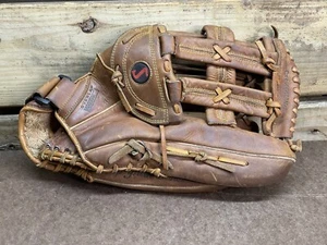 Spaulding SC14 Baseball Glove 14” and baseball - Picture 1 of 13