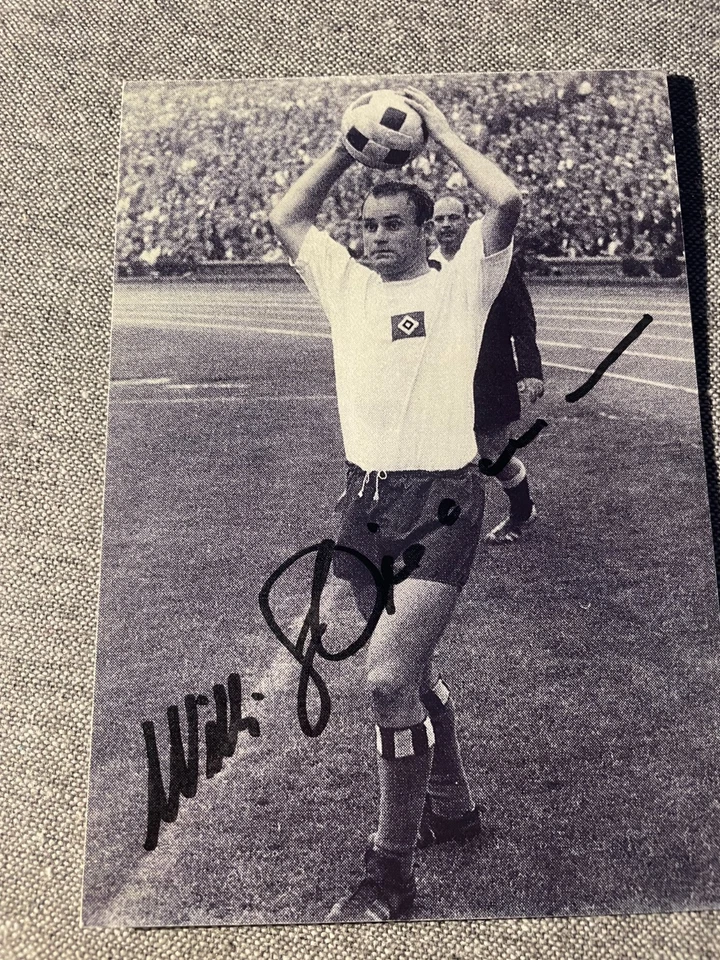 Willi Giesemann (+)  Autogramm DFB Nationalspieler 1960 - 1965 Hamburger SV HSV - Bild 1 von 1