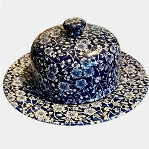 Plato de queso cubierto floral azul y blanco de colección Queens Calico Churchill China - Imagen 1 de 7