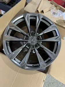 18" OEM Design Rim Wheels 2006 To 2025 Lexus IS300 iS350 iS250 GS350 GS300 ES350 - Picture 1 of 3