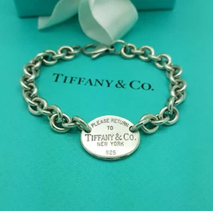 Return to Tiffany & Co. Sterling Silver Oval Tag Bracelet 7.75 Inches, RRP £670 - Picture 1 of 9