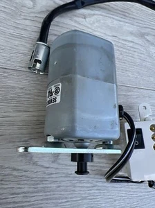 Máquina de coser/sistema eléctrico con motor PFAFF Hobby 1122 - Imagen 1 de 5