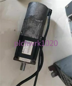 Servomotor 1 pieza ASMT04L250BK en buen estado #A6-33 - Imagen 1 de 4