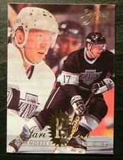 1994-95 94/95 Fleer Flair #81 Jari Kurri Los Angeles Kings