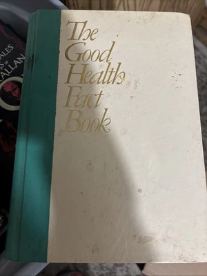 READER'S DIGEST THE GOOD HEALTH FACT BOOK HARDBACK WITH DUST JACKET 1992 - Image 1 of 2