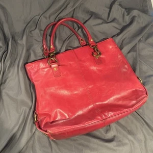 Perlina Studio Red Handbag - Picture 1 of 11