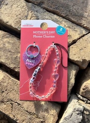 2-Piece MOTHERS DAY Phone Charms / Mom Boss / I ❤️ Mom • Pink - Image 1 of 4