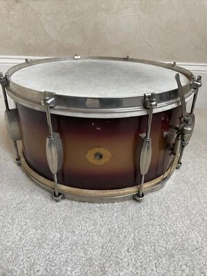 40s 50s Slingerland Radio King 7” x 14” Snare Drum - Calf Head - Image 1 of 4