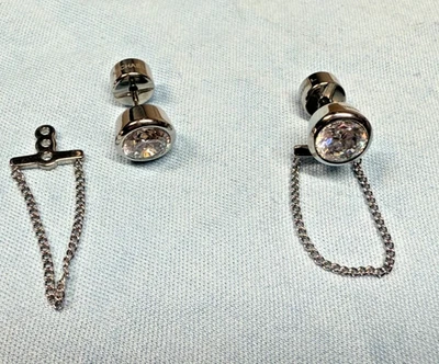 Aretes convertibles Michael Kors circonita cúbica con adorno de cadena extraíble Foto 1 de 4