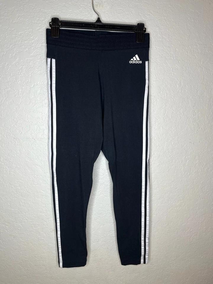 Womens Adidas Classic Athletic Capri Joggers Medium M 12-14 - Black - Cotton - Image 1 of 4