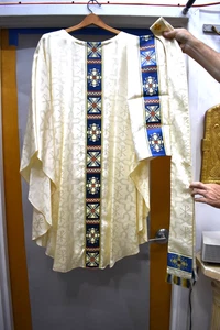 Used Vestment with Stole and Chalice Veil, Chausable (CU339) chalice co - Picture 1 of 11