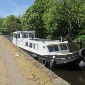 Proper Dutch Barge. Vintage Rivited Hull 49'x 9'6" Impressive Eye Catching Boat - Picture 1 of 24