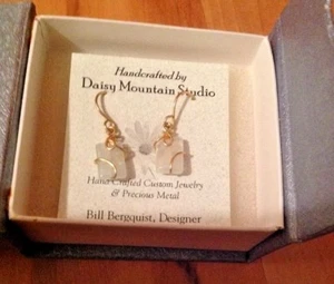 O-003 Handcrafted By Daisy Mountain Studio 14 K.G.F. Prehnite Dangle Earrings - Picture 1 of 4