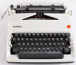 Máquina de escribir portátil Olympia SM 1971 8/9 - Imagen 1 de 10