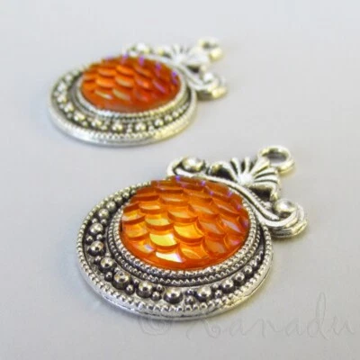 Оранжевые антикварные посеребренные подвески в масштабе русалки 28 мм C9155 — 5, 10 или 20 шт. - Изображение 1 из 4