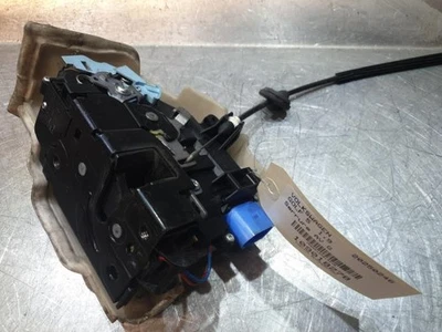 Serrure avant gauche VOLKSWAGEN GOLF 5 3D1837015AP - Photo 1/4