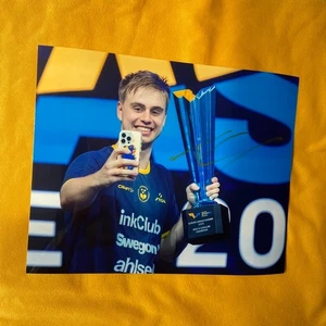 Truls Möregårdh Autographed Signed Photo Table Tennis Player 8*10 Rare 2025e - Picture 1 of 1