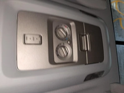 Consola central superior delantera usada se adapta a: Lincoln Navigator 2006 techo sin techo corredizo po Foto 1 de 4